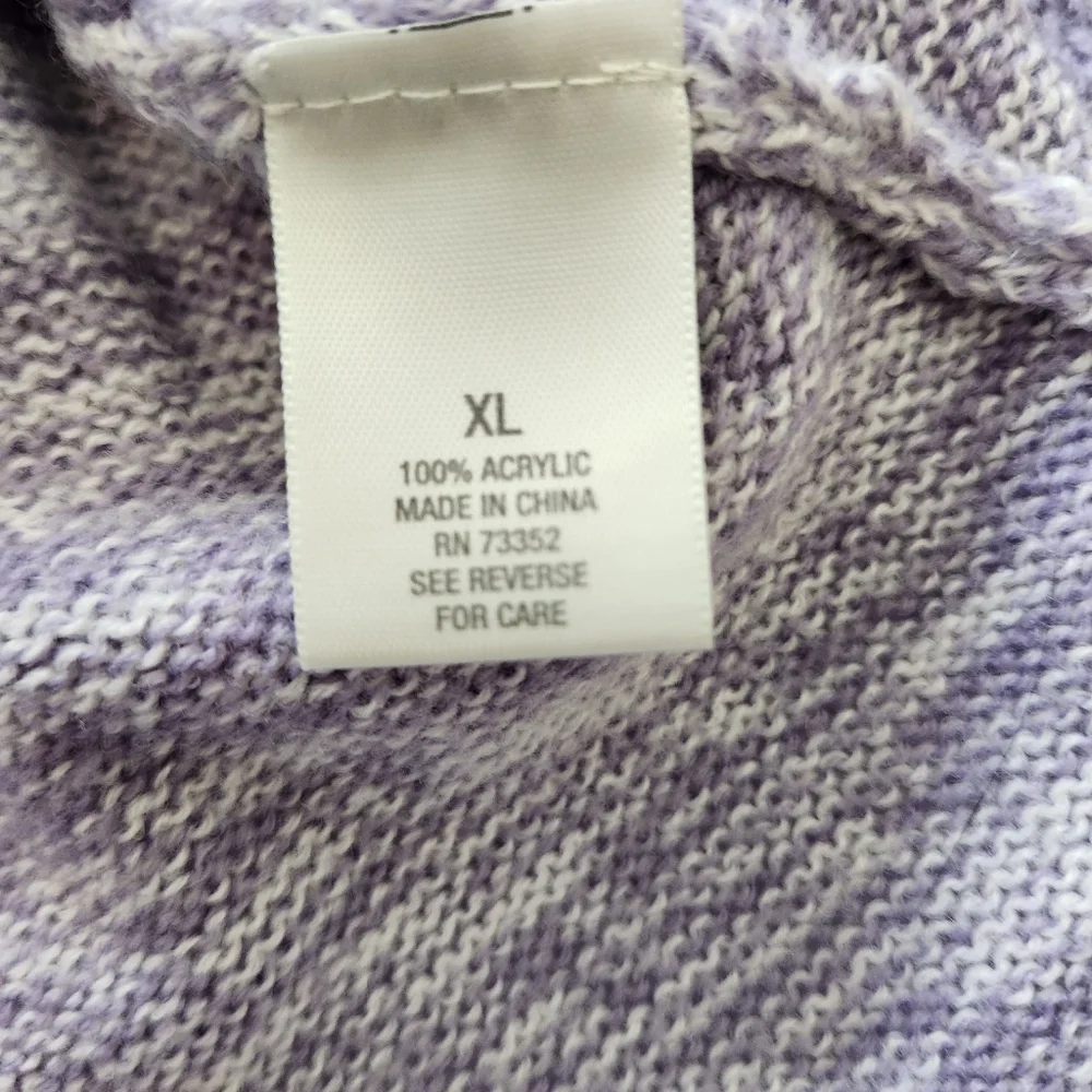 DRESS BARN WOMEN'S LILAC AND GRAY STRIPED SOFT SWEATER SIZE XL